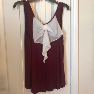 Maroon tank with white bow on back SZ XL